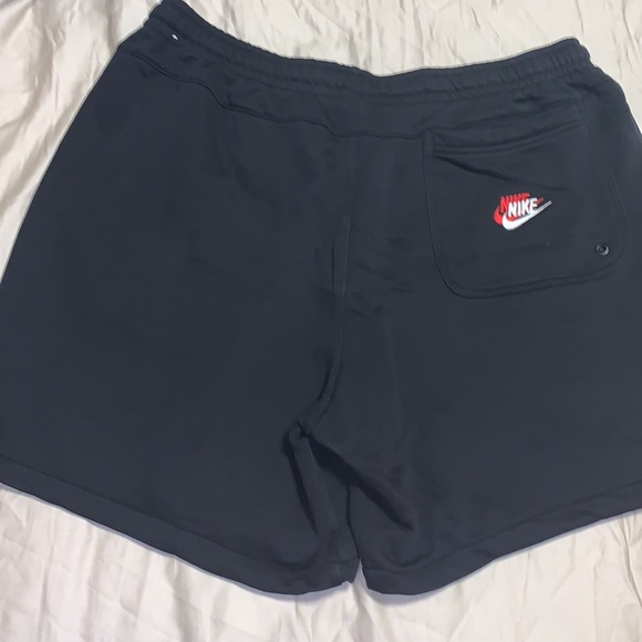 NWOT Nike shorts - Picture 2 of 3